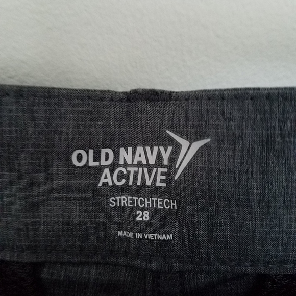 Old Navy Go Dry Shade Shorts 28 Gray - Picture 7 of 14